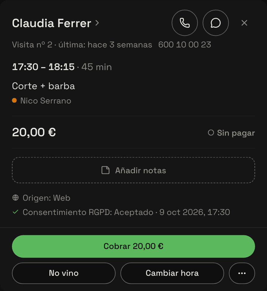 La ficha de una cita creada por el barbero, con el interruptor «Avisar al cliente» encendido.